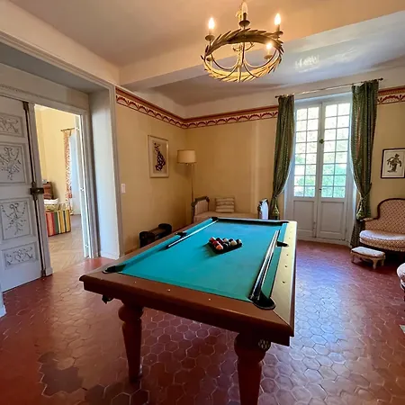 Domaine Du Castellas Frühstückspension Saint-Raphaël