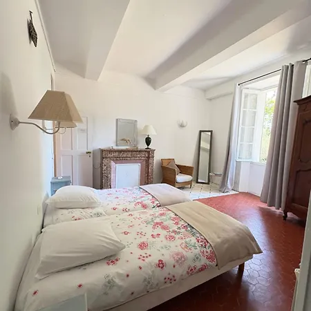 Domaine Du Castellas Frühstückspension Saint-Raphaël