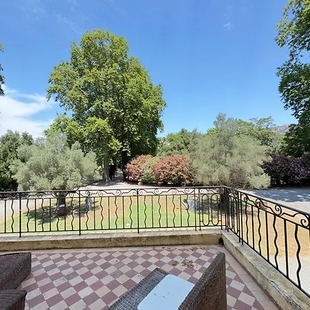 Domaine Du Castellas 3* Saint-Raphaël