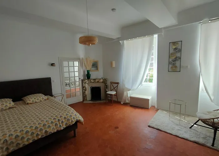 Domaine Du Castellas 3* Saint-Raphael (Var)